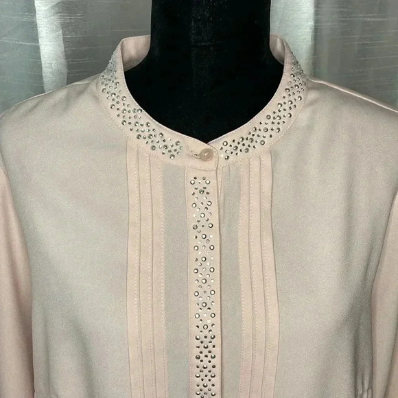Fair Lady Women’s 14 Light Pink Embellished Pleated Button Up Long Sleeve Blouse - Picture 2 of 9
